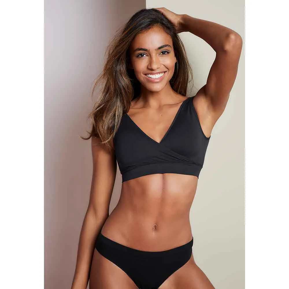 Black Non-Wired Plunge One Bra