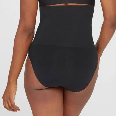 New - ASSETS by Spanx Women's Remarkable Results High Waist Control Brief