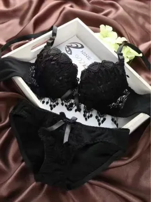 Sajiero Floral Embroidery Bella Padded Bra and Panty Set