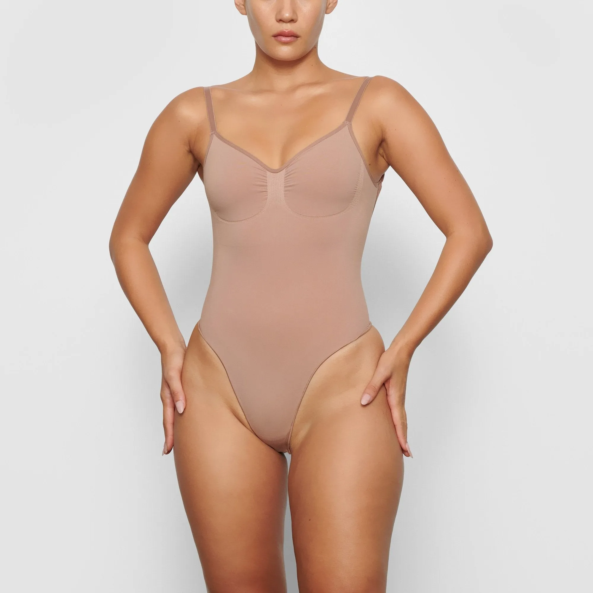 SEAMLESS SCULPT LOW BACK THONG BODYSUIT | SIENNA